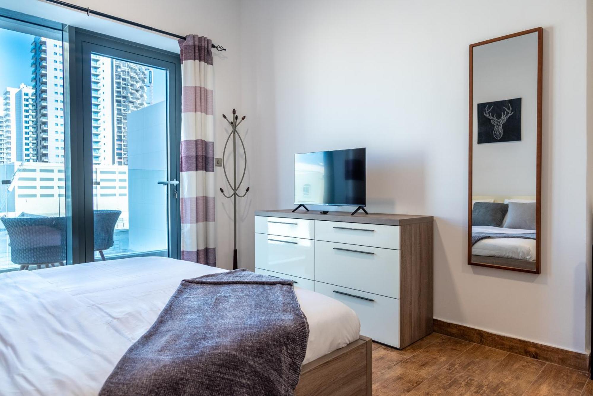 1 Bedroom - Alcove Jvc Apartment